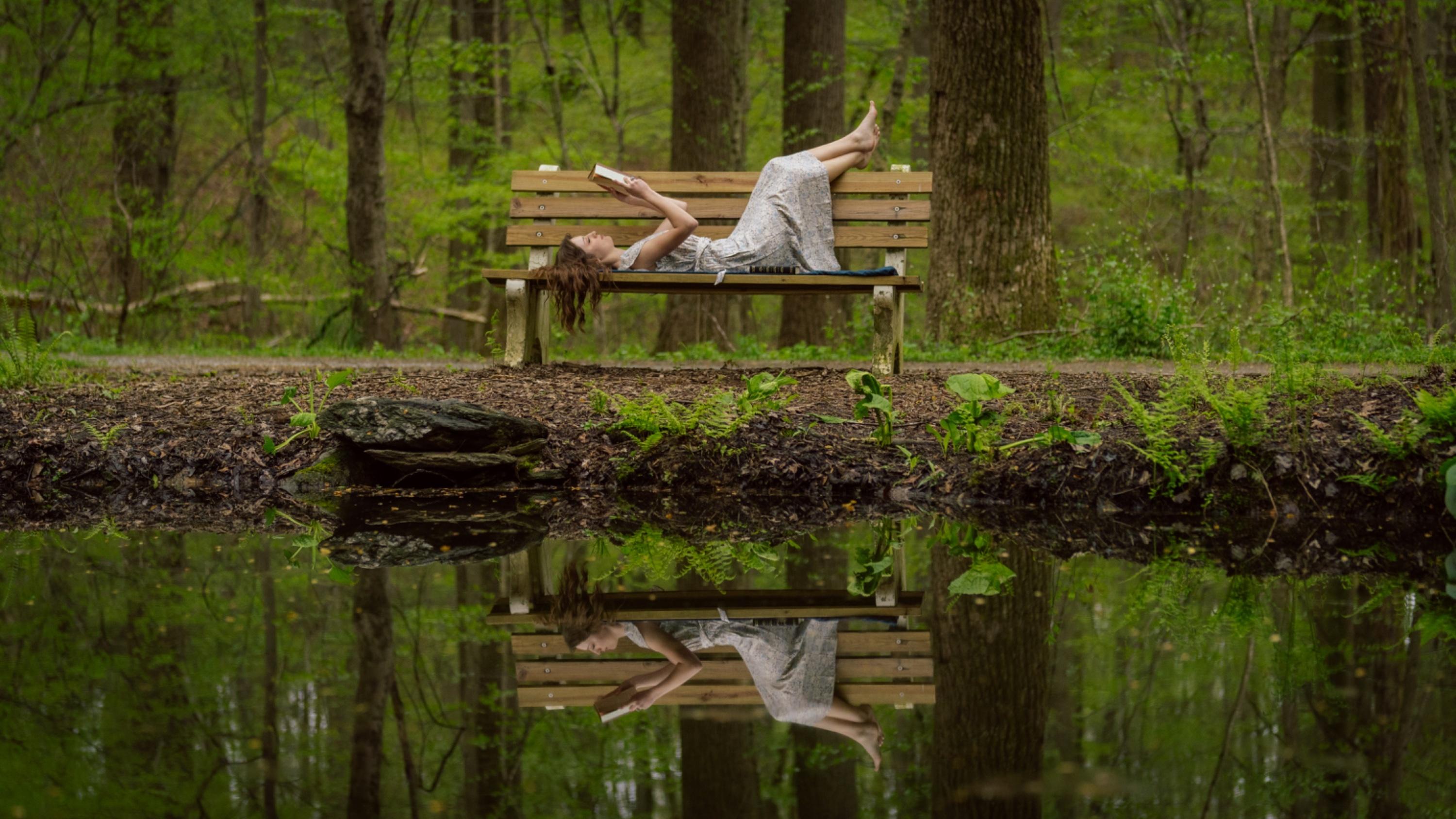 carousel-hero-element image-0