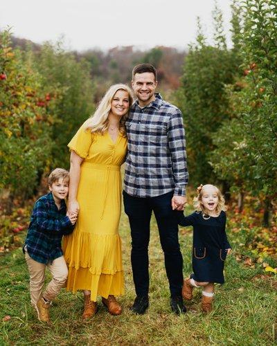 mobile - carousel-hero-element image-0